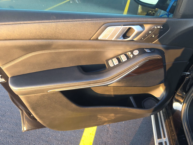 BMW X7 Black Sapphire Metallic - автомобили, коли, обяви за нови и употребявани 15