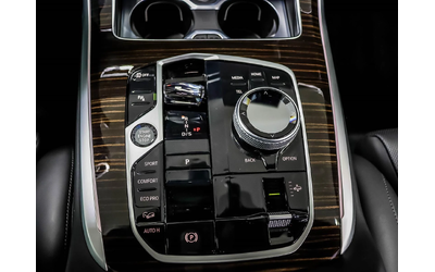 BMW X7 Alpine White* Ultimate Luxury - автомобили, коли, обяви за нови и употребявани 6