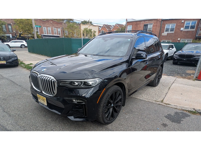 BMW X7 M Sport Line* White Merino Leather - автомобили, коли, обяви за нови и употребявани 1