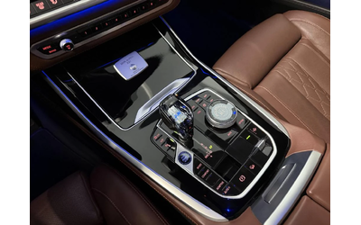 BMW X7 ALPINA XB7 - автомобили, коли, обяви за нови и употребявани 6