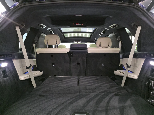 BMW X7 ОЧАКВАН ВНОС BMW X7 M50d FINAL EDITION* Individual - автомобили, коли, обяви за нови и употребявани 9