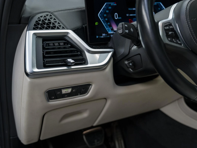 BMW X7 XDRIVE* M-PACK* H&K* 360* Pano* HUD* Подгрев* Кожа - автомобили, коли, обяви за нови и употребявани 12