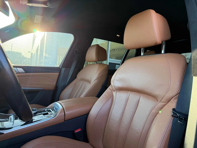 BMW X7 * M50i * CARFAX * ЦЕНА ДО БГ - автомобили, коли, обяви за нови и употребявани 10