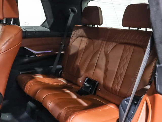 BMW X7 xDrive40i///M SWAROVSKI/ОБДУХВАНЕ/ВАУУМ/МАСАЖ/FULL - автомобили, коли, обяви за нови и употребявани 15