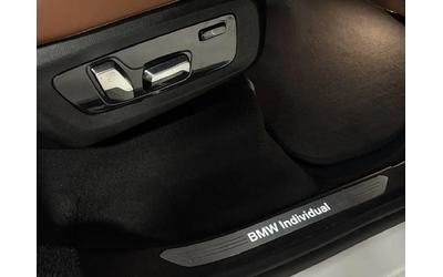 BMW X7 * INDIVIDUAL* 360CAM* DISTRONIC* PANO* - автомобили, коли, обяви за нови и употребявани 13