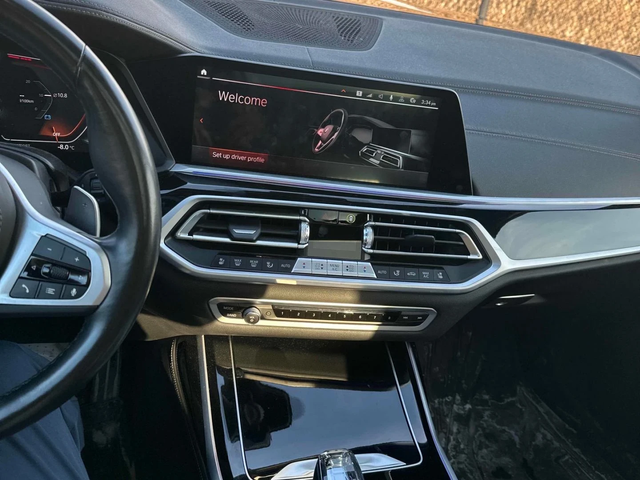 BMW X7 M-pkg* Shadow-line* Massage* Distronic* 360View* В - автомобили, коли, обяви за нови и употребявани 6