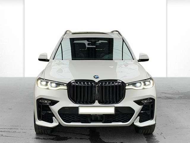 BMW X7 M50d - автомобили, коли, обяви за нови и употребявани 2
