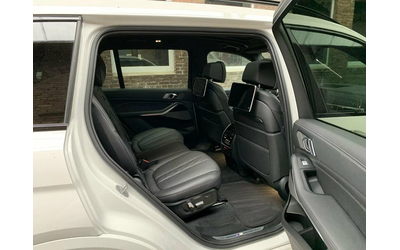 BMW X7 M50d - автомобили, коли, обяви за нови и употребявани 8