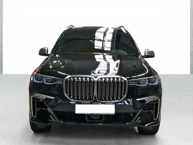 BMW X7 M50d - автомобили, коли, обяви за нови и употребявани 4