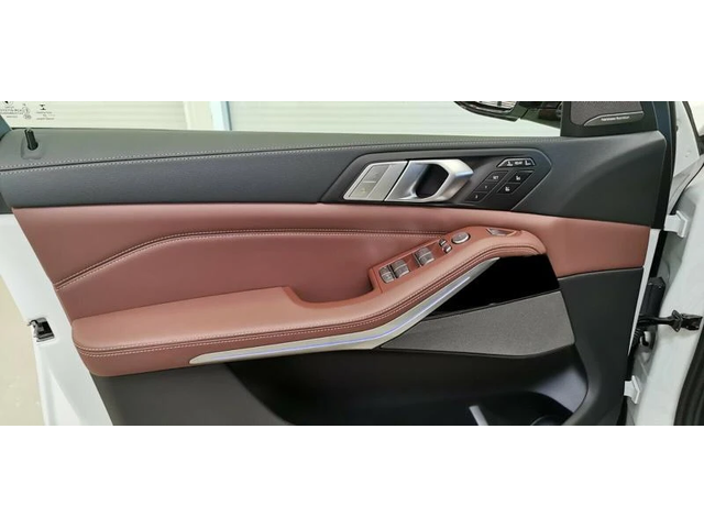 BMW X7 xDrive 30d M Sport - автомобили, коли, обяви за нови и употребявани 9