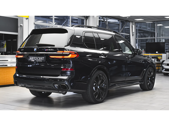 BMW X7 M60i xDrive MHEV Sportautomatic - автомобили, коли, обяви за нови и употребявани 5