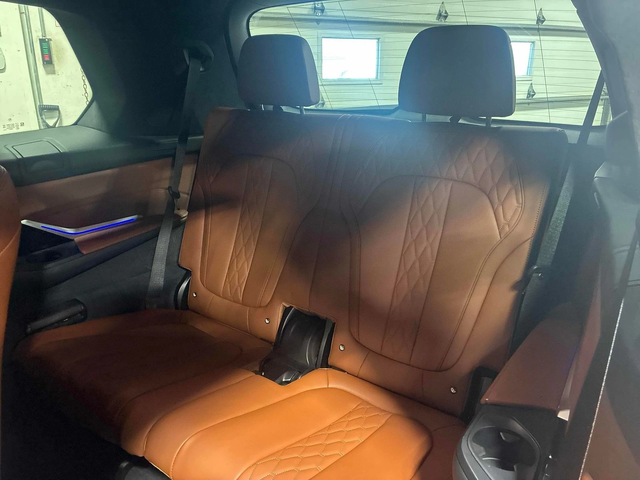 BMW X7 40I С РЕГИСТРАЦИЯ & АВТО КРЕДИТ - автомобили, коли, обяви за нови и употребявани 11