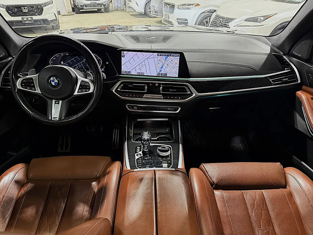 BMW X7 M-PACK| МАСАЖ| LASER| DISTRONIK| ОБДУХ| SWAROVSKI| - автомобили, коли, обяви за нови и употребявани 4