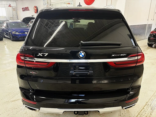 BMW X7 - автомобили, коли, обяви за нови и употребявани 3