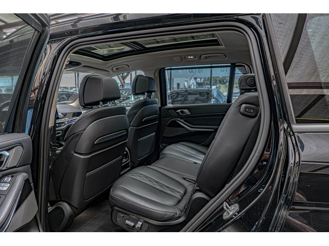BMW X7 40d/Harman Kardon/HuD/Камера 360/6+1/Панорама/ - автомобили, коли, обяви за нови и употребявани 8
