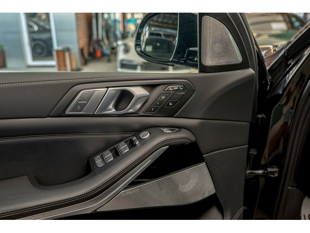 BMW X7 40i/Individual/M-Technik/Bower&Wilkins Diamond/SKY Lounge/HuD - автомобили, коли, обяви за нови и употребявани 7