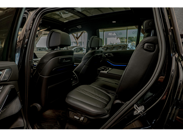 BMW X7 40i/Individual/M-Technik/Bower&Wilkins Diamond/SKY Lounge/HuD - автомобили, коли, обяви за нови и употребявани 8