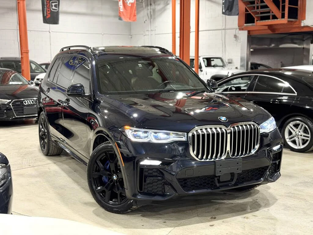 BMW X7 40i MSPORT* DISTRONIC* HEAD-UP* МАСАЖ* 360* LASER - автомобили, коли, обяви за нови и употребявани 0