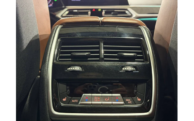 BMW X7 40i MSPORT* DISTRONIC* HEAD-UP* МАСАЖ* 360* LASER - автомобили, коли, обяви за нови и употребявани 15