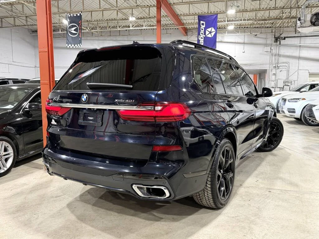 BMW X7 40i MSPORT* DISTRONIC* HEAD-UP* МАСАЖ* 360* LASER - автомобили, коли, обяви за нови и употребявани 2