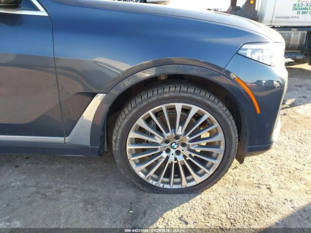 BMW X7 xDrive 40i* HARMAN KARDON* LASER* 360 CAM* DIGITAL - автомобили, коли, обяви за нови и употребявани 8