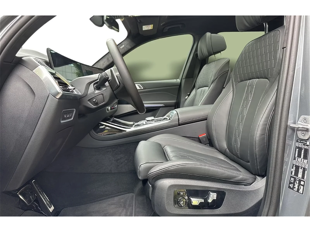 BMW X7 xDrive40d M Sport AHK - автомобили, коли, обяви за нови и употребявани 3