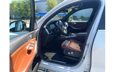 BMW X7 xDrive40i/ОБДУХВАНЕ/ПАНОРАМА/HARMAN KARDON/360 - автомобили, коли, обяви за нови и употребявани 7