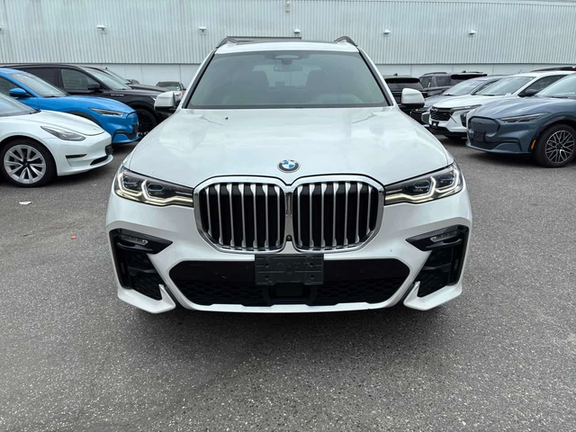 BMW X7 xDrive40i/ОБДУХВАНЕ/ПАНОРАМА/ДИСТРОНИК/360 - автомобили, коли, обяви за нови и употребявани 1