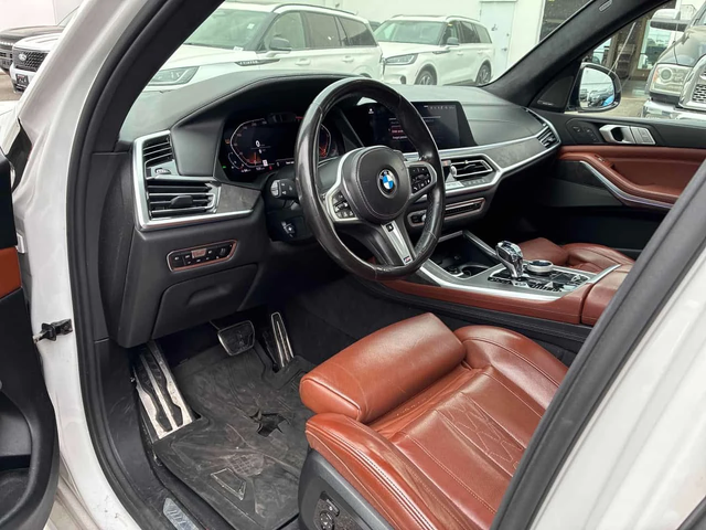 BMW X7 xDrive40i/ОБДУХВАНЕ/ПАНОРАМА/ДИСТРОНИК/360 - автомобили, коли, обяви за нови и употребявани 6