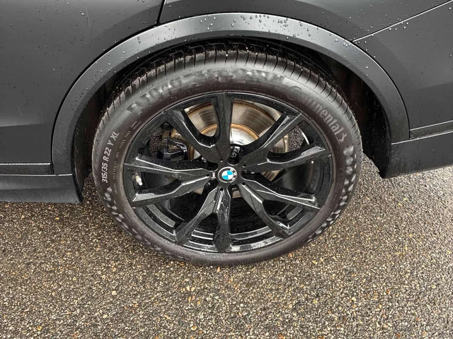 BMW X7 xDrive40i| M SPORT| SHADOW| HUD| DISTR| 360| HAR/K - автомобили, коли, обяви за нови и употребявани 7
