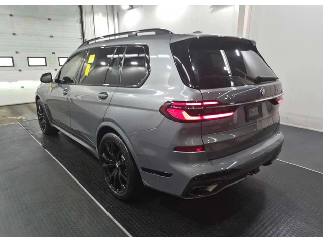 BMW X7 * xDrive40i * МАСАЖ* ДИСТРОНИК* ОБДУХВАНЕ* H/K* - автомобили, коли, обяви за нови и употребявани 1