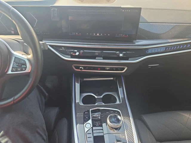 BMW X7 xDrive40i M SPORТ/COLOUR CHANGING SUNROOF/CRYSTAL - автомобили, коли, обяви за нови и употребявани 8