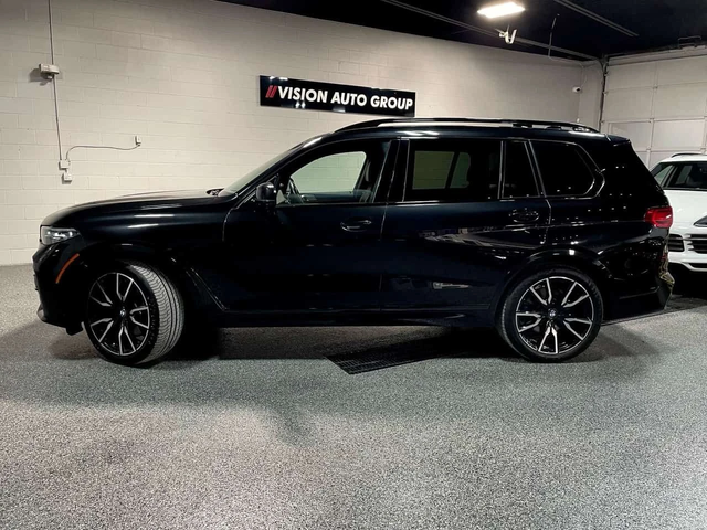 BMW X7 xDrive40i /ПАНОРАМА/360 КАМЕРИ/ОБДУХВАНЕ - автомобили, коли, обяви за нови и употребявани 1