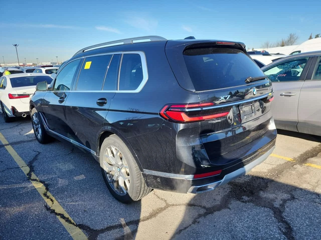 BMW X7 XDRIVE40I| HUD| 360| PANO| 2 КЛЮЧА| - автомобили, коли, обяви за нови и употребявани 3