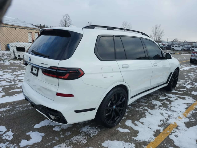 BMW X7 SWAROWSKI| SKY LOUNGE| ОБДУХВАНЕ| 2 КЛЮЧА| - автомобили, коли, обяви за нови и употребявани 1