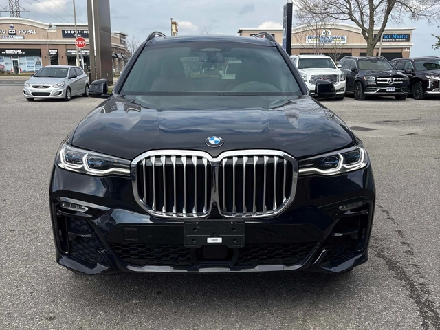 BMW X7 xDrive40i / CARFAX - автомобили, коли, обяви за нови и употребявани 1