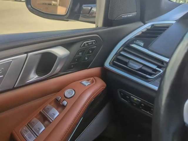 BMW X7 X7 - автомобили, коли, обяви за нови и употребявани 16