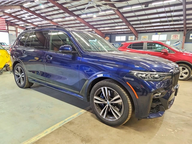 BMW X7 XDRIVE40i* MSPORT* ПОДГРЕВ* ОБДУХВАНЕ* 360* КАМЕРА - автомобили, коли, обяви за нови и употребявани 0