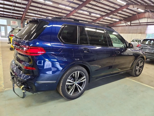 BMW X7 XDRIVE40i* MSPORT* ПОДГРЕВ* ОБДУХВАНЕ* 360* КАМЕРА - автомобили, коли, обяви за нови и употребявани 3