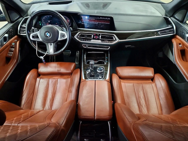 BMW X7 XDRIVE40i* MSPORT* ПОДГРЕВ* ОБДУХВАНЕ* 360* КАМЕРА - автомобили, коли, обяви за нови и употребявани 6