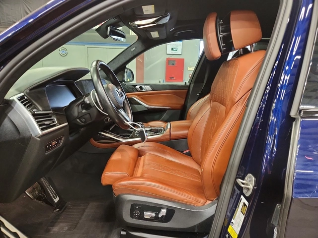 BMW X7 XDRIVE40i* MSPORT* ПОДГРЕВ* ОБДУХВАНЕ* 360* КАМЕРА - автомобили, коли, обяви за нови и употребявани 8