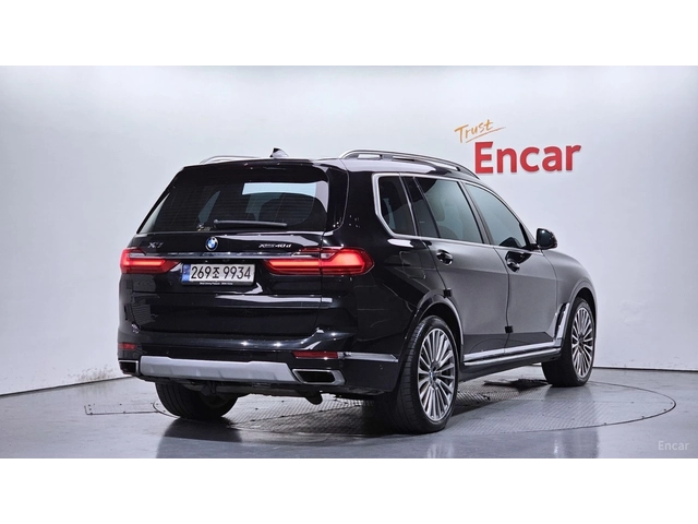 BMW X7 xDrive 40d* HUD* 360* МОНИТОРИ* КОЖА* ОБДУХВ* ПАНО - автомобили, коли, обяви за нови и употребявани 1