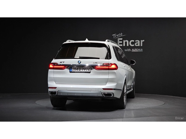 BMW X7 xDrive 40d* HUD* 360* МОНИТОРИ* КОЖА* ОБДУХВ* ПАНО - автомобили, коли, обяви за нови и употребявани 3