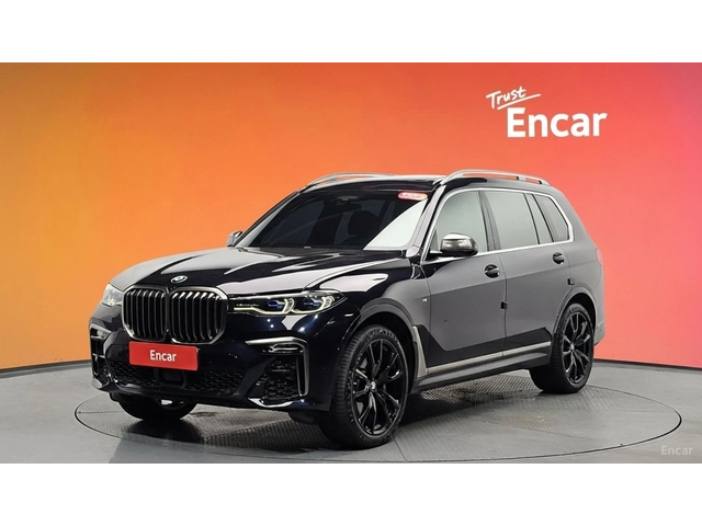 BMW X7 M50i* HUD* 360* МОНИТОРИ* ПАНО* КОЖА* ОБДУХВ - автомобили, коли, обяви за нови и употребявани 0