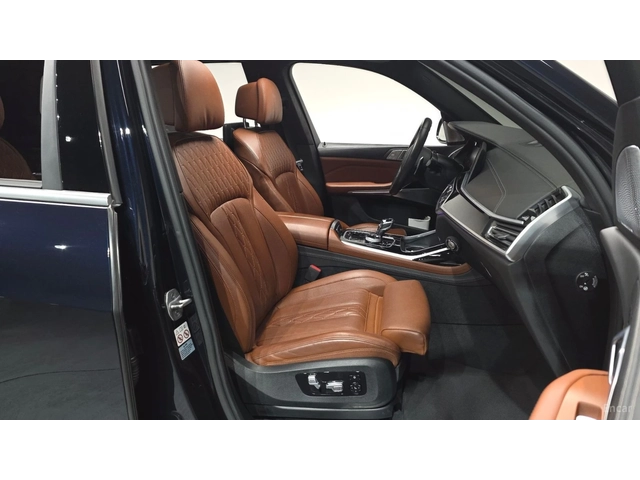 BMW X7 M50i* HUD* 360* МОНИТОРИ* ПАНО* КОЖА* ОБДУХВ - автомобили, коли, обяви за нови и употребявани 7