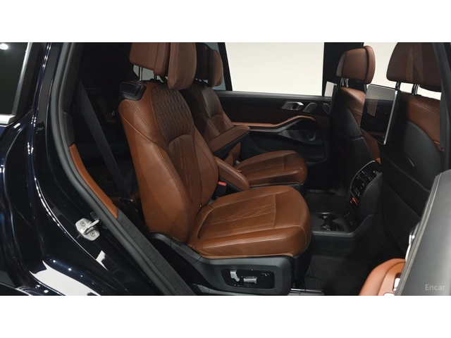 BMW X7 M50i* HUD* 360* МОНИТОРИ* ПАНО* КОЖА* ОБДУХВ - автомобили, коли, обяви за нови и употребявани 9