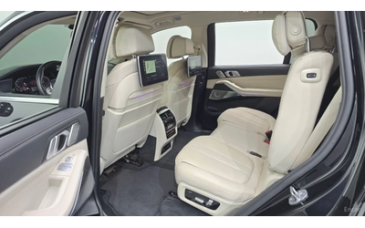 BMW X7 xDrive 40i* 7МЕСТА* МОНИТОРИ* 360* HUD* ПАНО - автомобили, коли, обяви за нови и употребявани 7