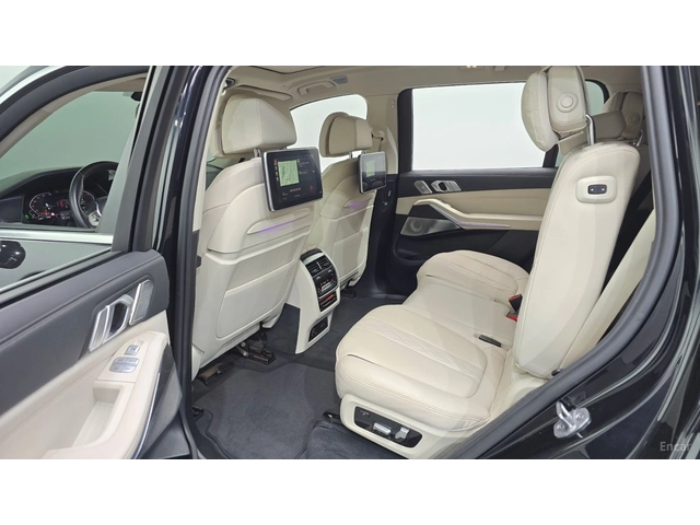 BMW X7 xDrive 40i* 7МЕСТА* МОНИТОРИ* 360* HUD* ПАНО - автомобили, коли, обяви за нови и употребявани 7