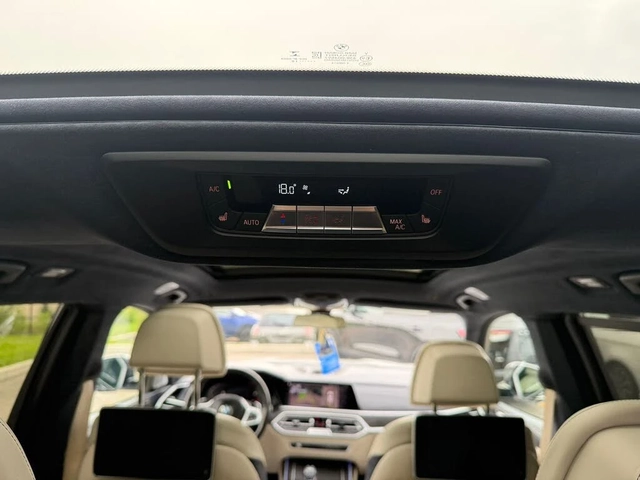 BMW X7 50i* M SPORT* INDIVIDUAL* BOWERS* МАСАЖ* МОНИТОРИ - автомобили, коли, обяви за нови и употребявани 11