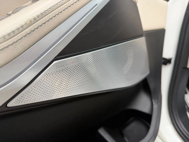 BMW X7 50i* M SPORT* INDIVIDUAL* BOWERS* МАСАЖ* МОНИТОРИ - автомобили, коли, обяви за нови и употребявани 12